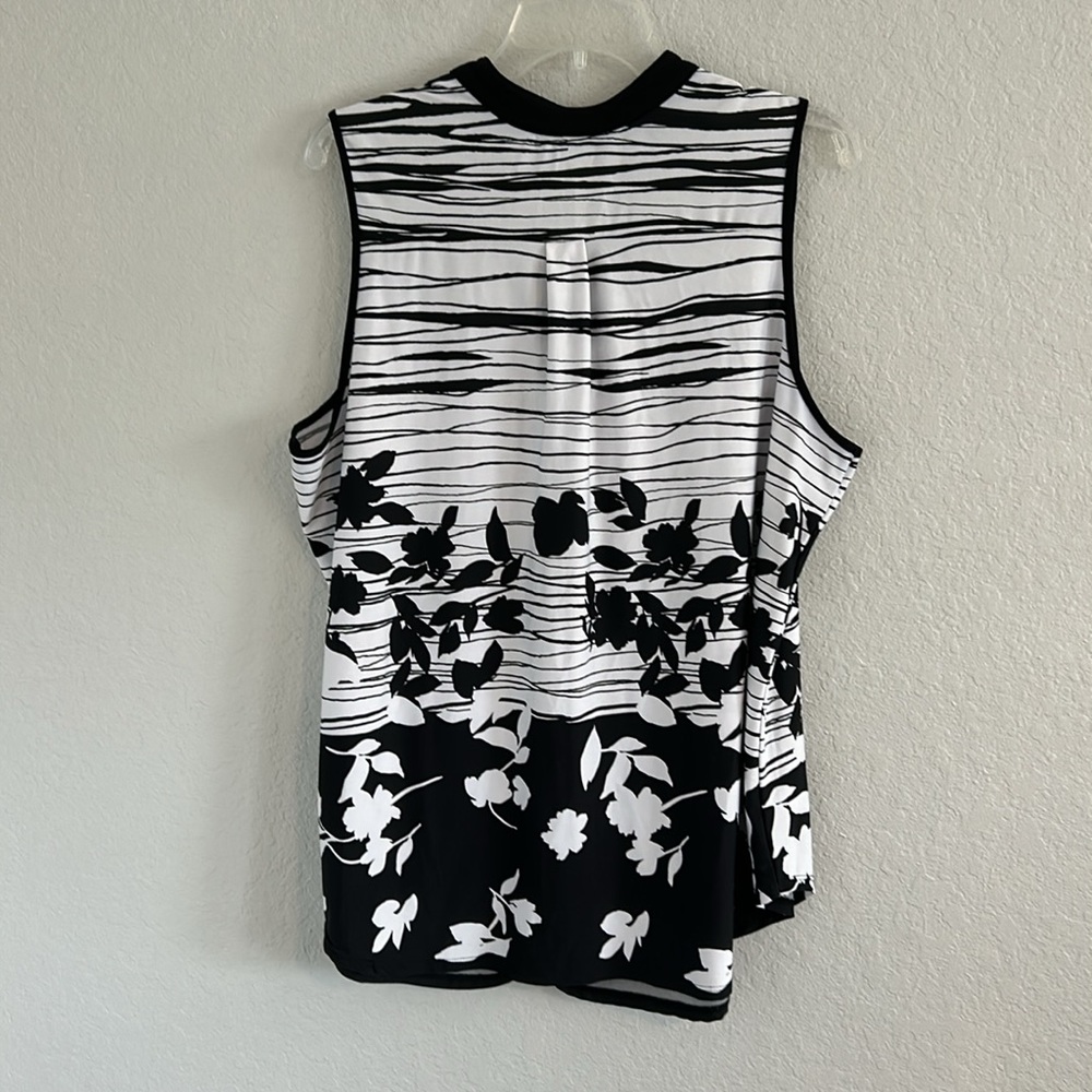 Slinky blouse - Picture 8 of 8